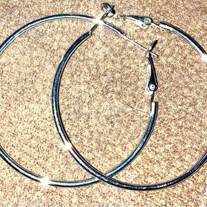 SILVER TONE EARRINGS